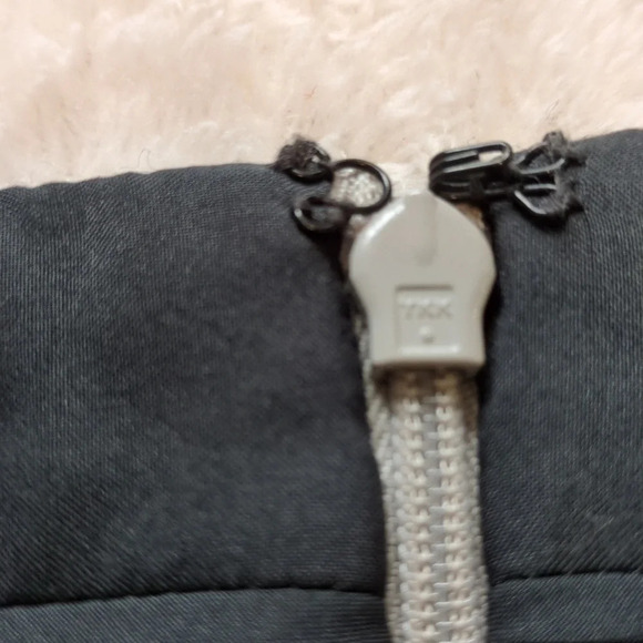 L.L. Bean favorite fit sz 10 wool blend skirt - Picture 5 of 10